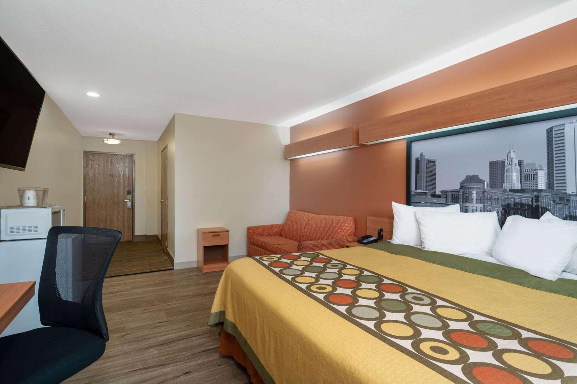 Super 8 By Wyndham Columbus West Hotel Ngoại thất bức ảnh